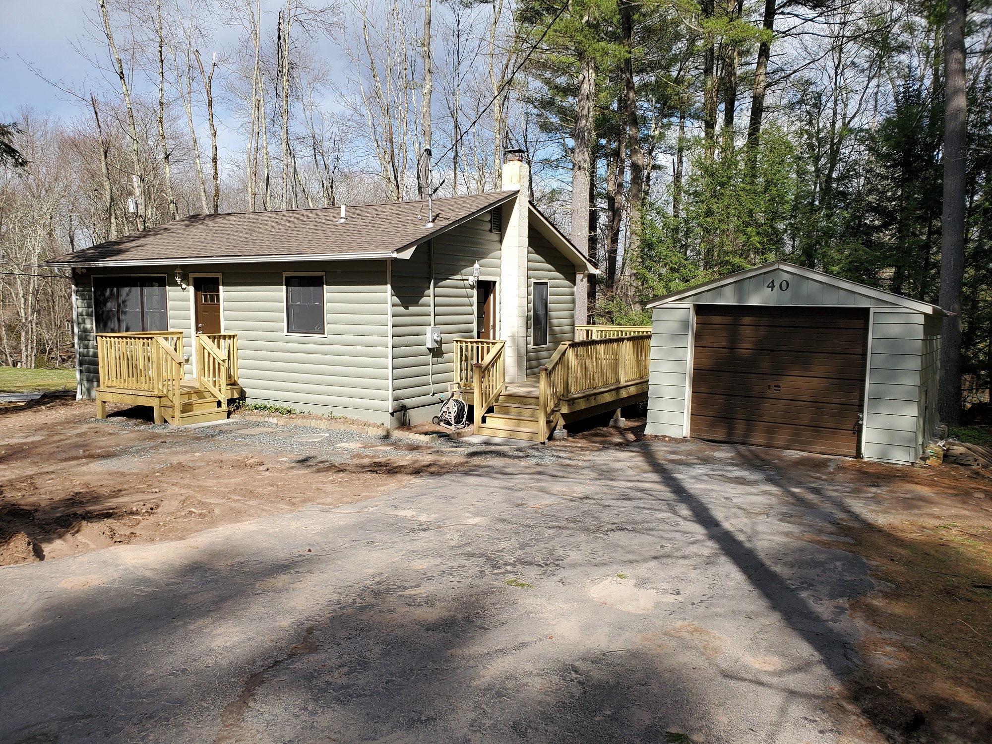 Escape NYC to Your Cabin in Smallwood Lake Community - Joy Romano Realtor